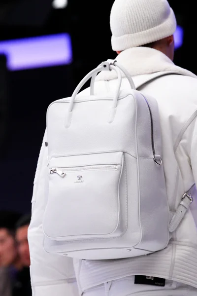 Look 39